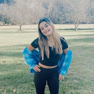 Meet your Posher, Lexi